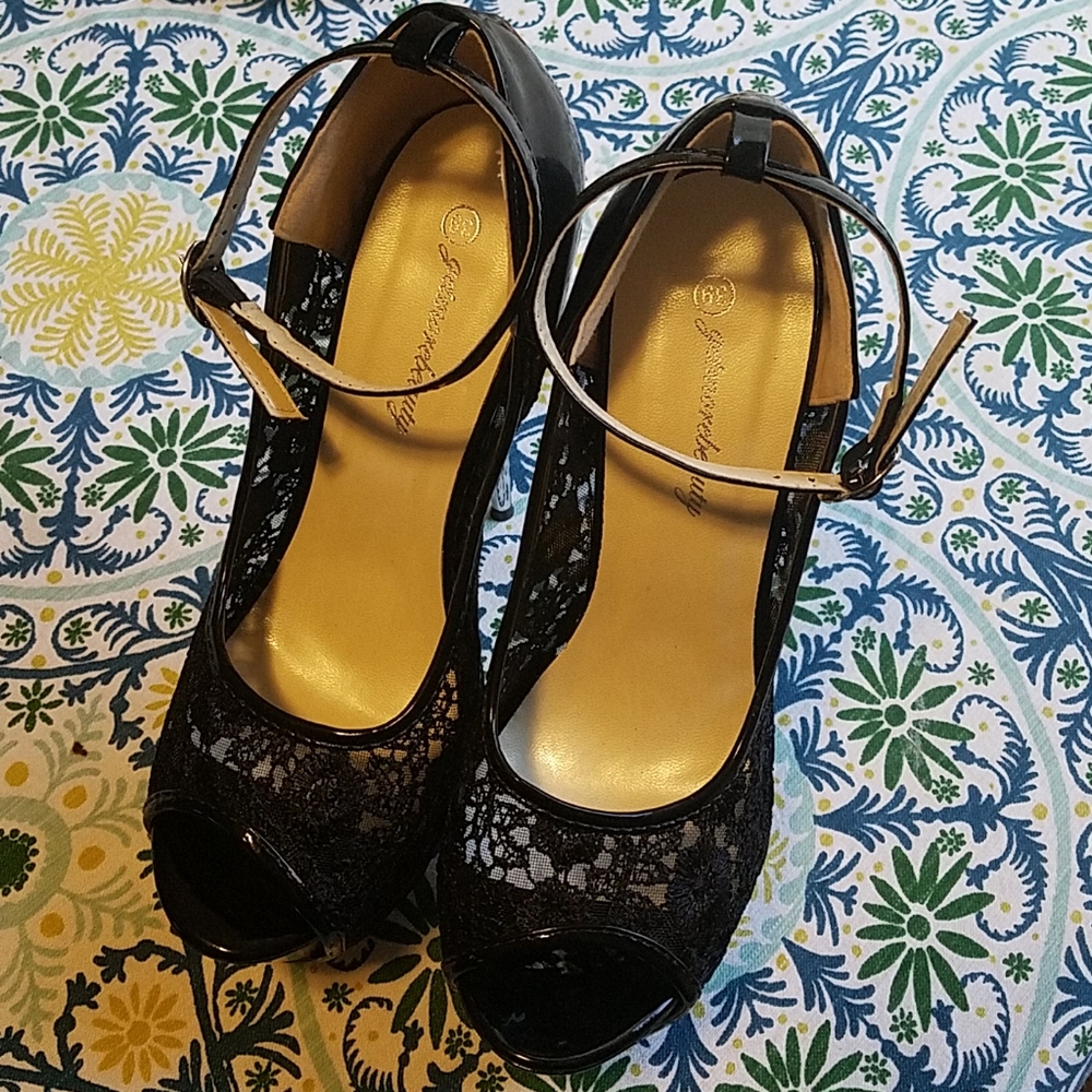 GetMoreBeauty Black Heels